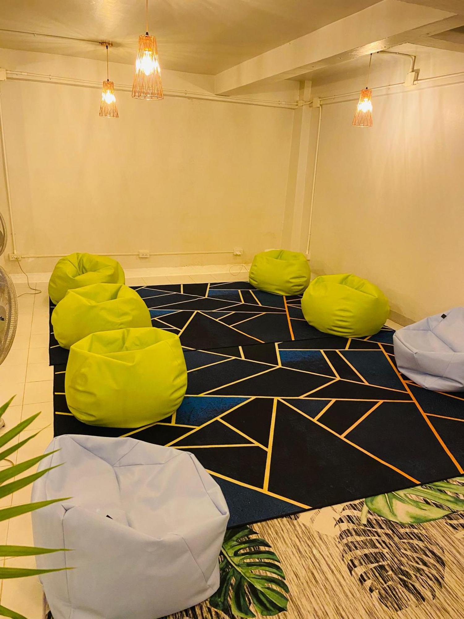 Lemon Tree Khaosan Hostel *